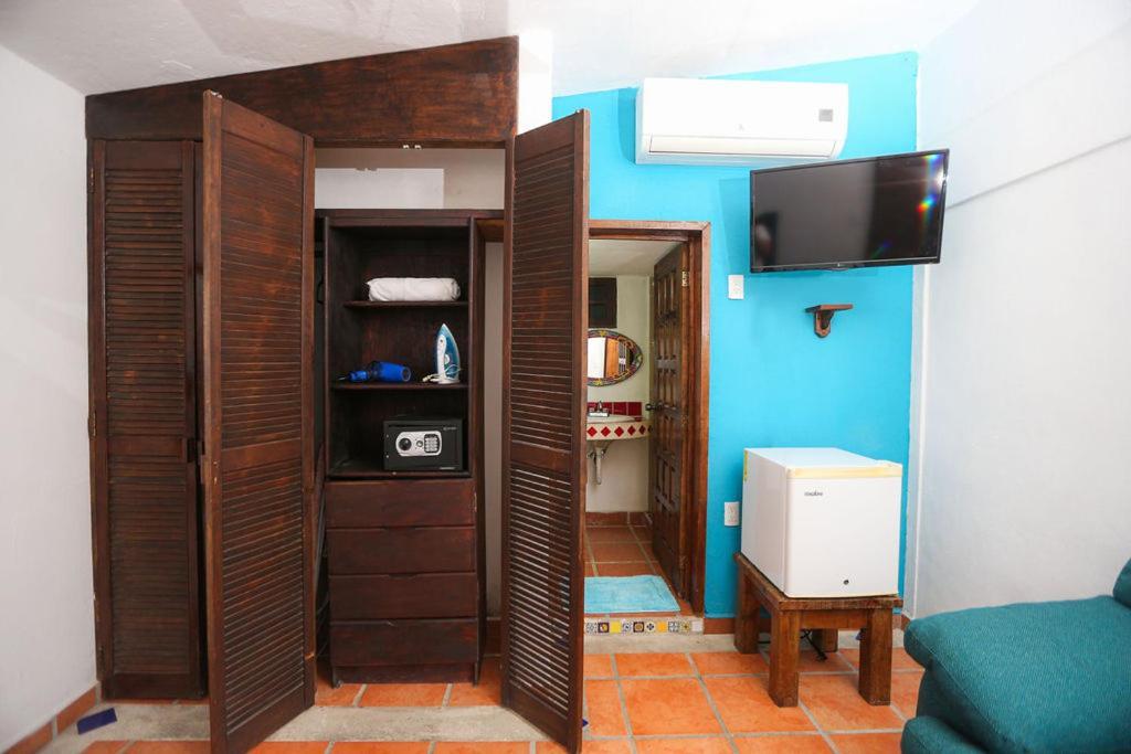 Ikaro Suites Colonial Cancún Exterior foto