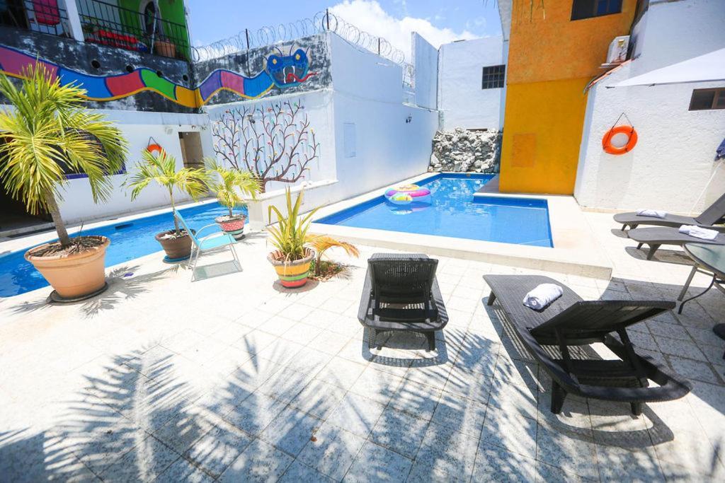 Ikaro Suites Colonial Cancún Exterior foto