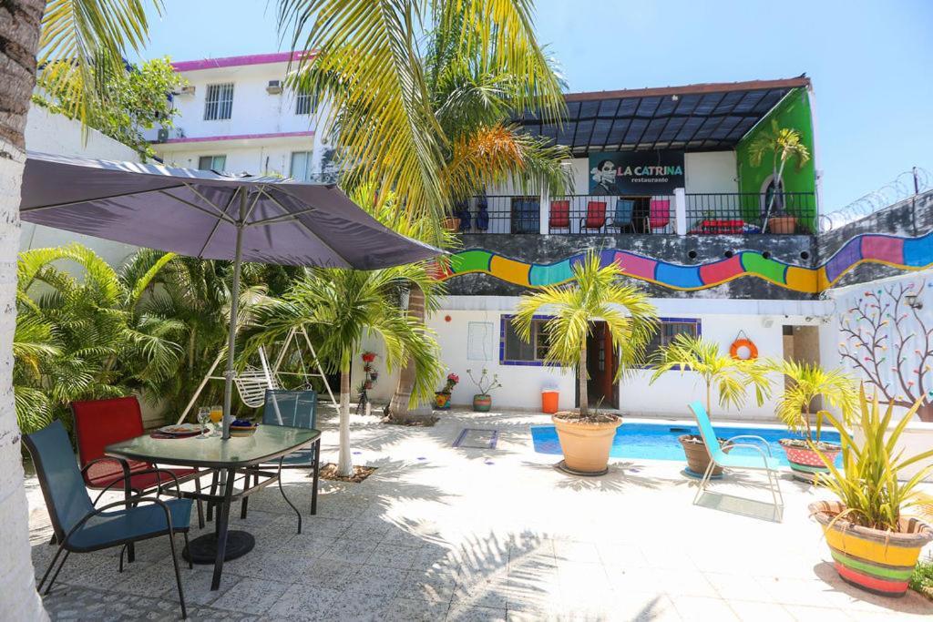 Ikaro Suites Colonial Cancún Exterior foto