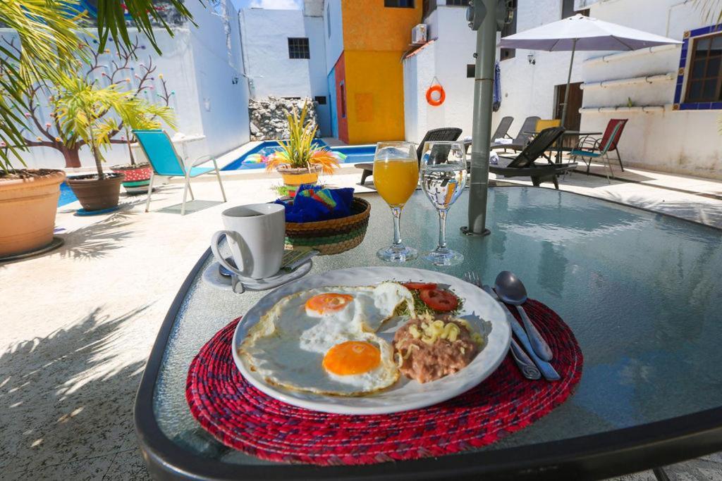 Ikaro Suites Colonial Cancún Exterior foto