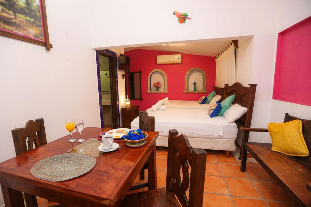 Ikaro Suites Colonial Cancún Exterior foto